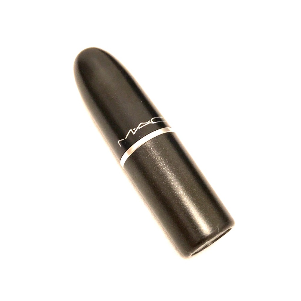 MAC ‘Rose Lily’ Limited Edition Lipstick NWOB 💄